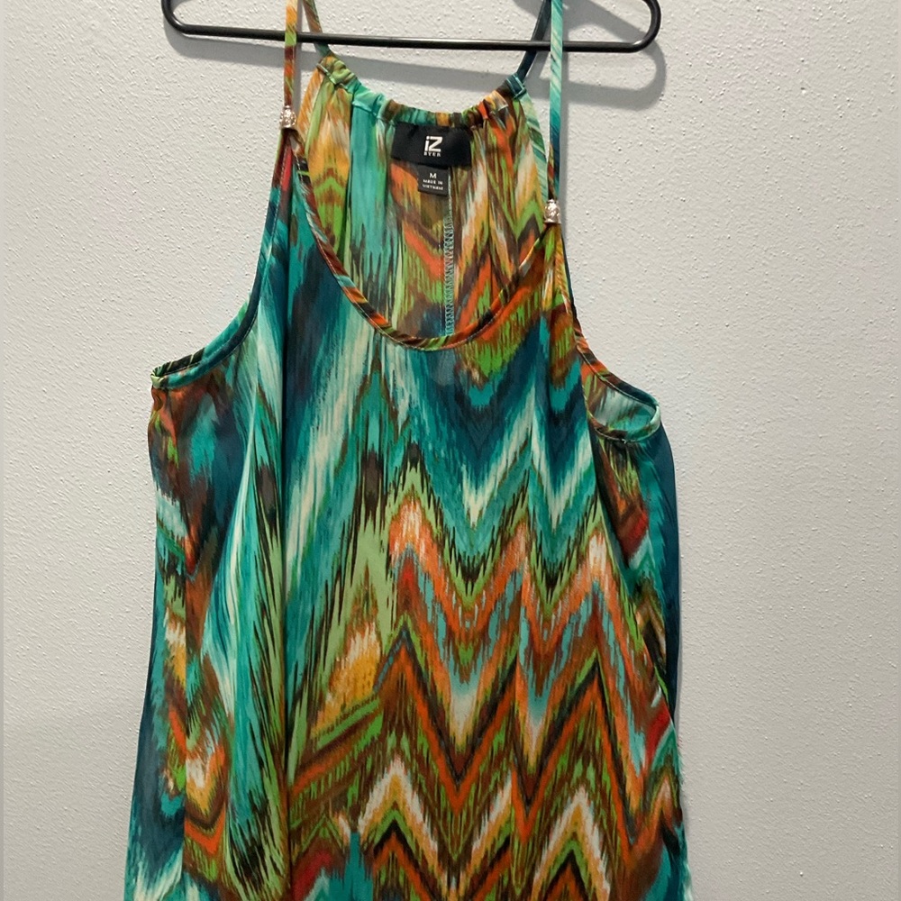 IZ Byer, size medium,